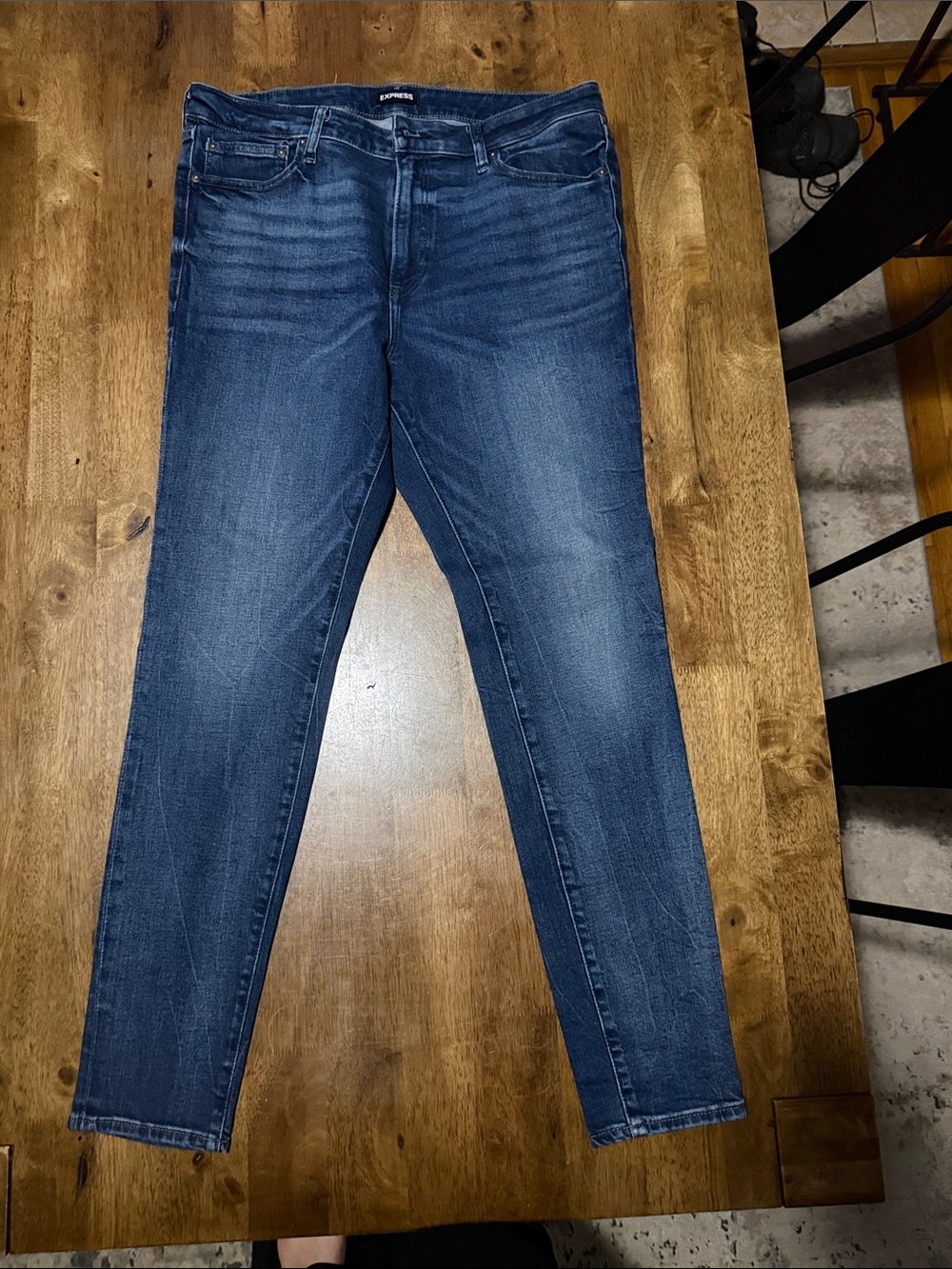 Express men’s  Dark Wash Skinny Jeans